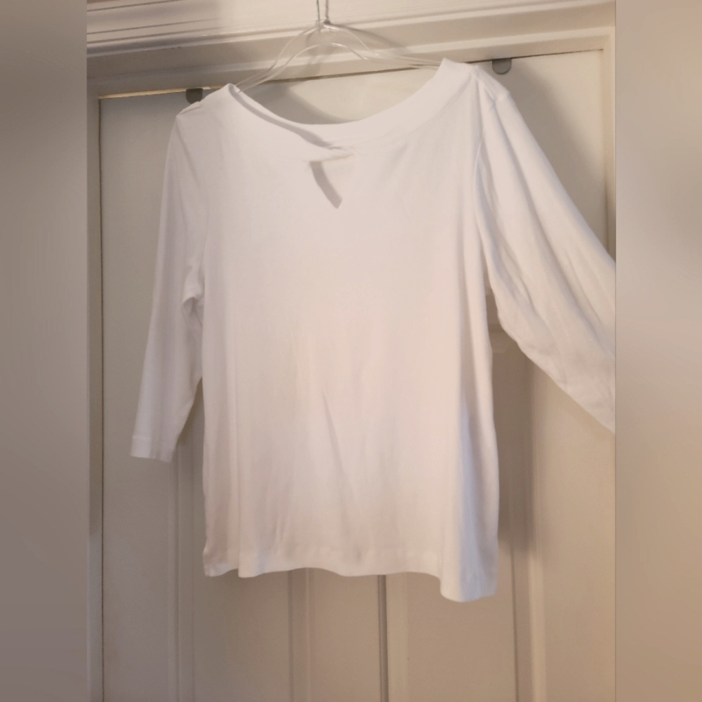 Chico's Size 2 White Top (Fits Like A Chico's Size 3)